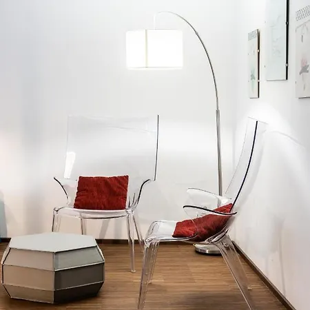 Aparthotel Nomad Serviced-apartments *