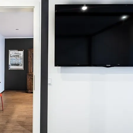 Apartahotel Nomad Serviced-apartments *